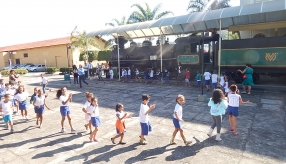 PROJETO NTV - EMEF ANTÔNIO VIEIRA DE REZENDE - CENTRAL CARAPINA - SERRA - AULA DE CAMPO